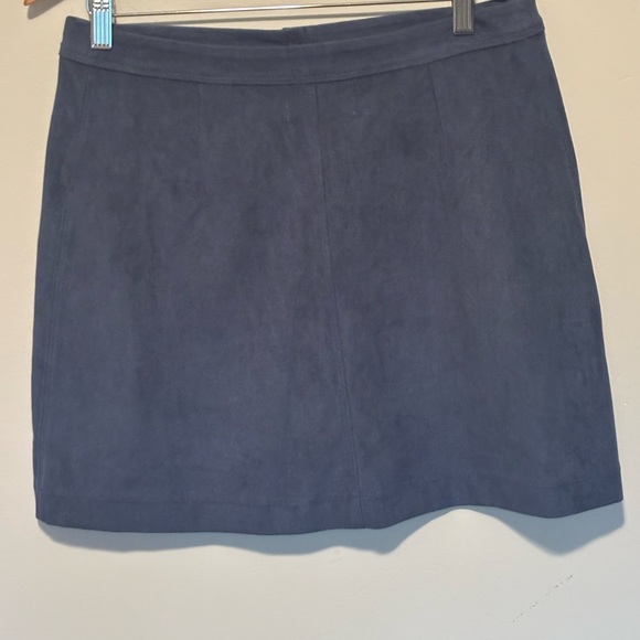 Abercrombie & Fitch Skirt - Picture 2 of 4